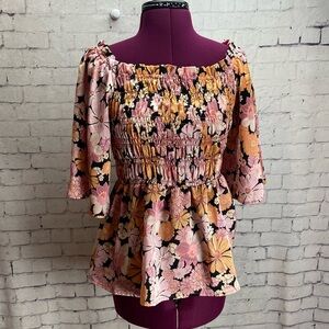 Chenault size medium floral print blouse